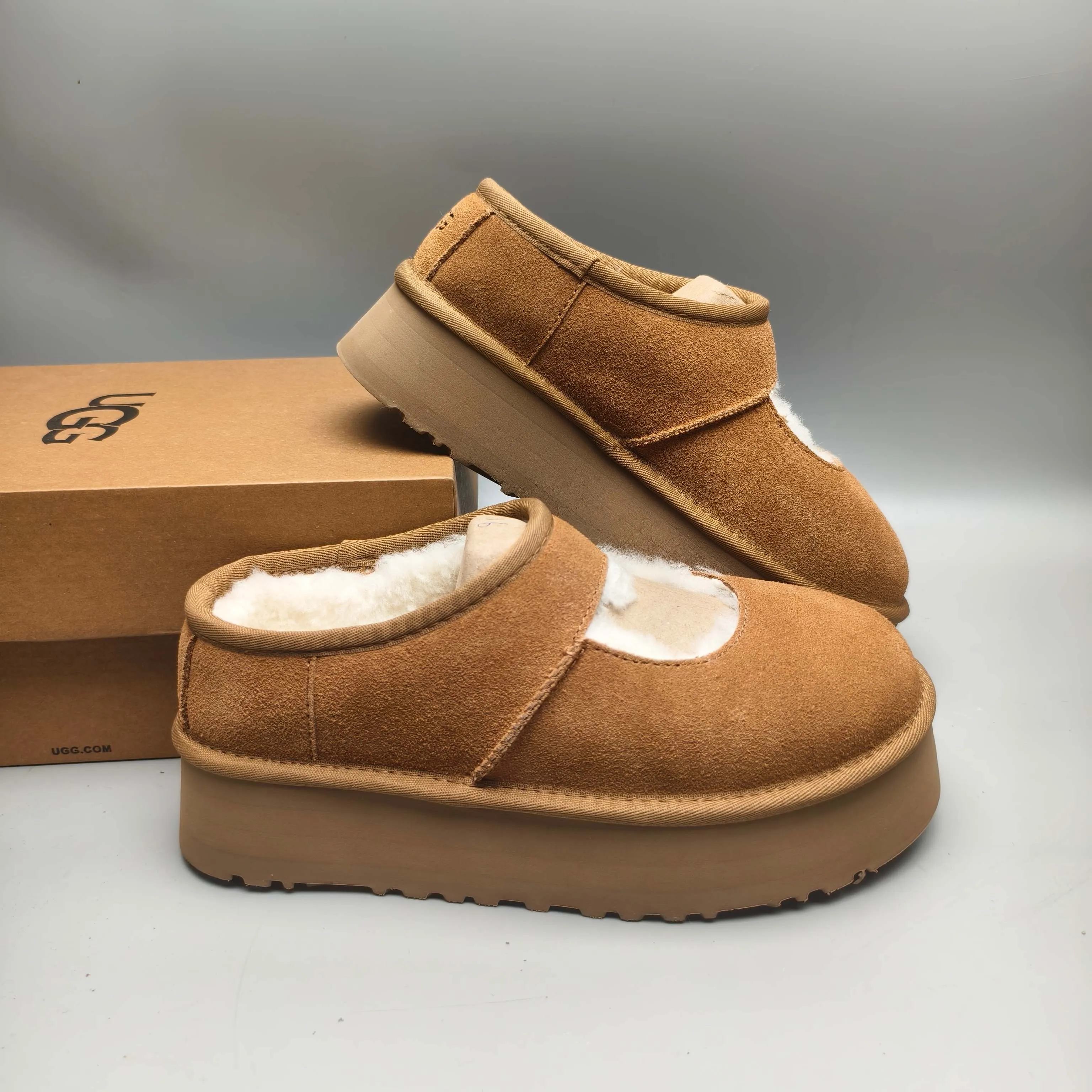 💰480 UGG sheepskin all-in-one snow boots 7612 Mary Jane thick-soled fashion women's shoes Color: Maroon Sand Matching size: 35-40